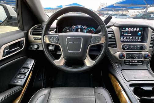 2017 GMC Yukon XL Denali