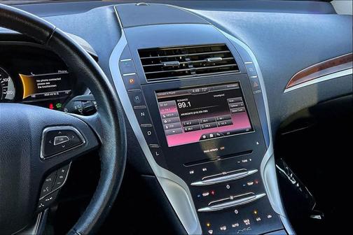 2016 Lincoln MKZ Hybrid Base