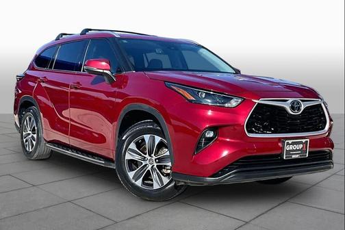 Ruby Flare Pearl 2022 Toyota Highlander XLE