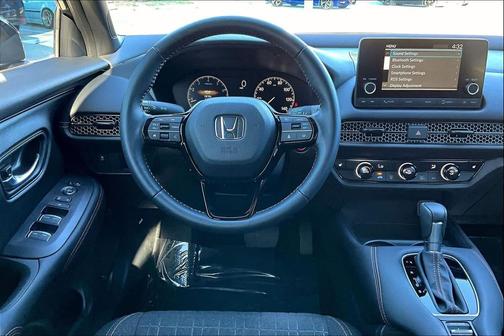 2025 Honda HR-V 2WD Sport