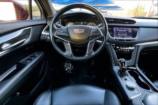 2020 Cadillac XT5 Premium Luxury