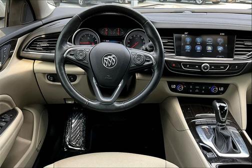 2018 Buick Regal Sportback Essence