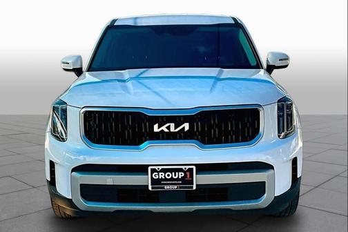 Glacial White Pearl 2023 Kia Telluride LX