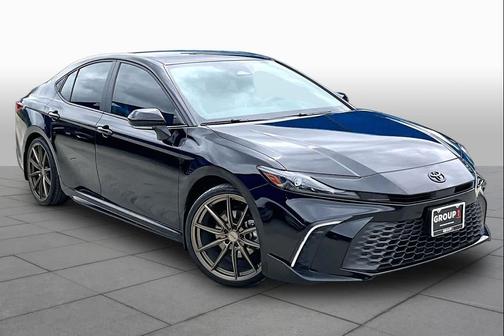 Midnight Black Metallic 2025 Toyota Camry SE