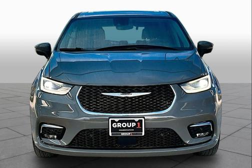 Ceramic Gray Clearcoat 2023 Chrysler Pacifica Touring L