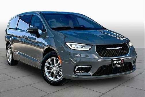 Ceramic Gray Clearcoat 2023 Chrysler Pacifica Touring L