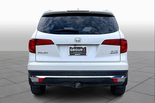 2017 Honda Pilot Elite