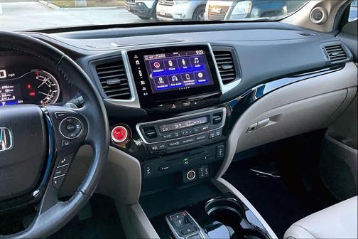 2018 Honda Pilot Touring