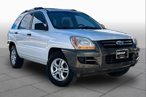 Clear White 2008 Kia Sportage LX