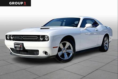 2022 Dodge Challenger SXT
