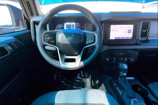 Carbonized Gray Metallic 2022 Ford Bronco Base