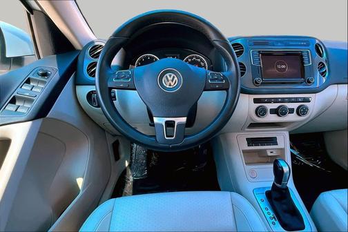 Pure White 2017 Volkswagen Tiguan 2.0T S 4MOTION