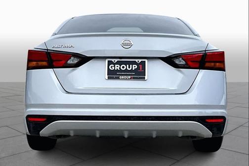 2022 Nissan Altima S FWD