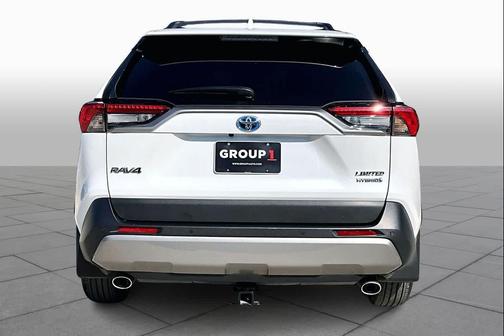 2024 Toyota RAV4 Hybrid SE