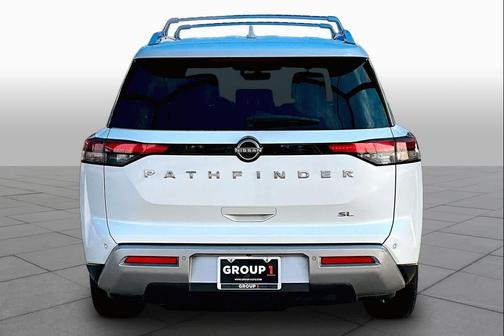 Pearl White Tricoat 2023 Nissan Pathfinder SL FWD