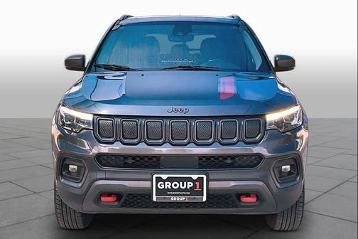 Granite Crystal Metallic Clearcoat 2022 Jeep Compass Trailhawk