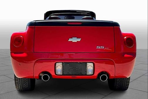 2005 Chevrolet SSR LS Reg Cab 116.0 WB
