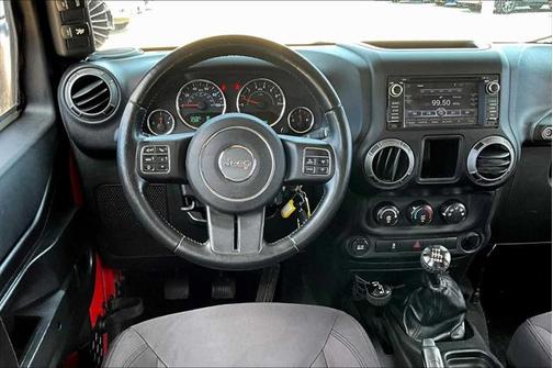 2015 Jeep Wrangler Unlimited Willys Wheeler