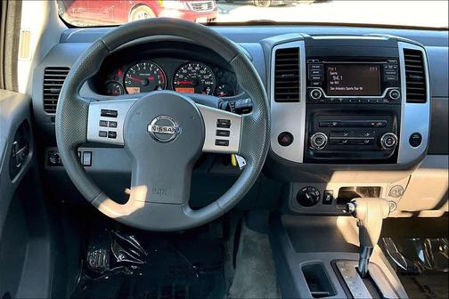 2017 Nissan Frontier SV