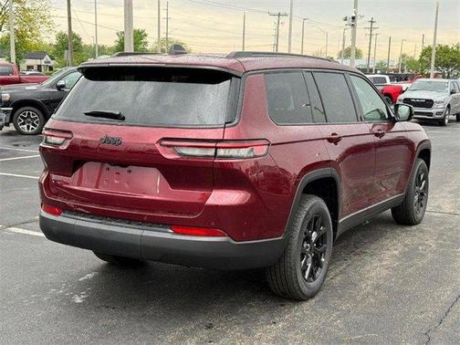 2025 Jeep Grand Cherokee L Laredo