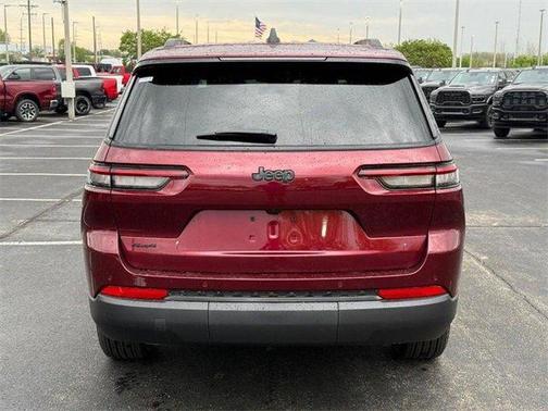 2025 Jeep Grand Cherokee L Laredo