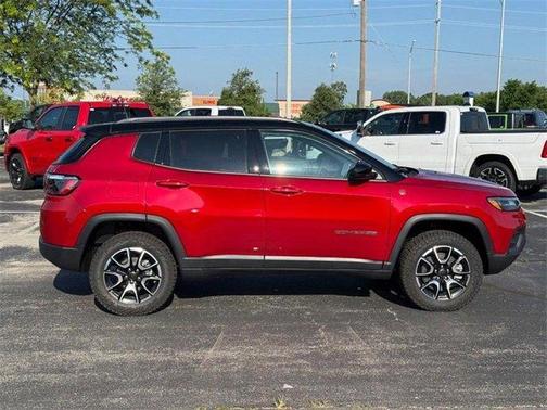 2025 Jeep Compass Trailhawk