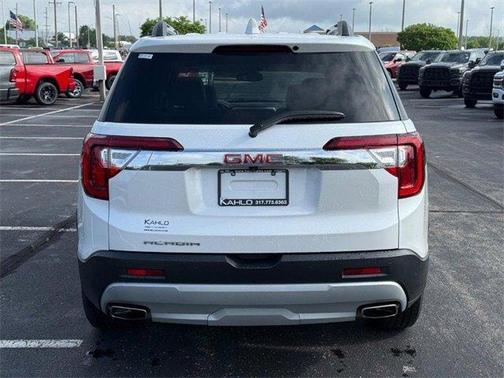 2022 GMC Acadia SLT