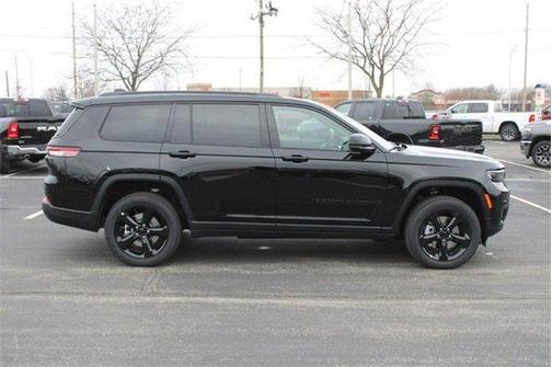 2025 Jeep Grand Cherokee L Laredo