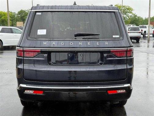 2025 Jeep Wagoneer Base