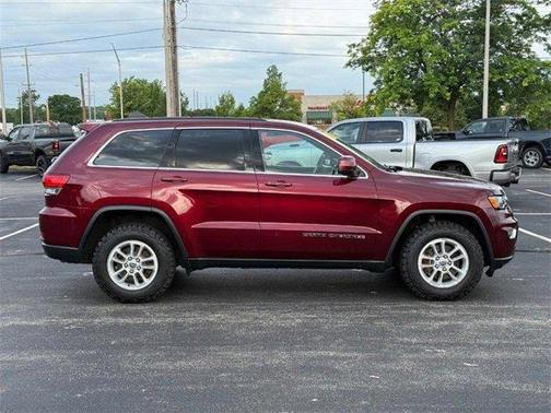 2020 Jeep Grand Cherokee Laredo