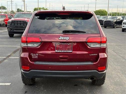 2020 Jeep Grand Cherokee Laredo
