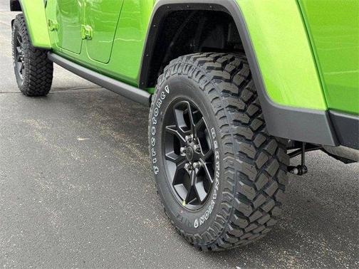 2025 Jeep Gladiator Sport