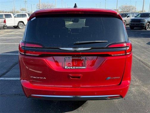 2025 Chrysler Pacifica Hybrid Select