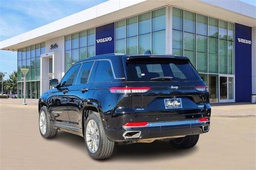 2023 Jeep Grand Cherokee Summit