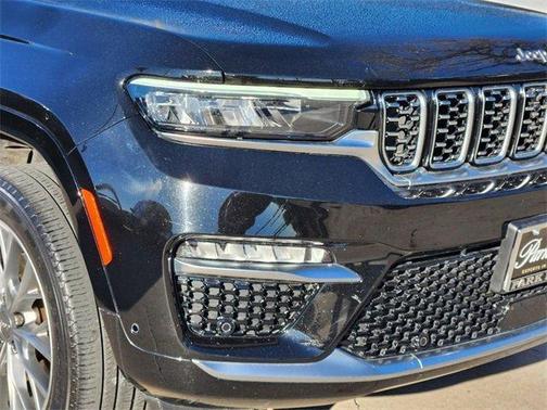 2023 Jeep Grand Cherokee Summit