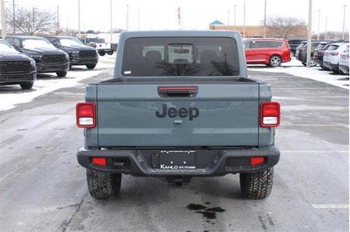 2025 Jeep Gladiator Sport