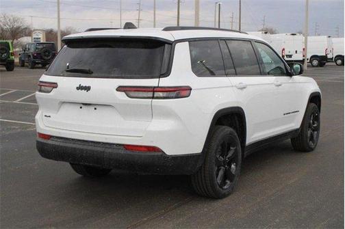 2025 Jeep Grand Cherokee L Laredo