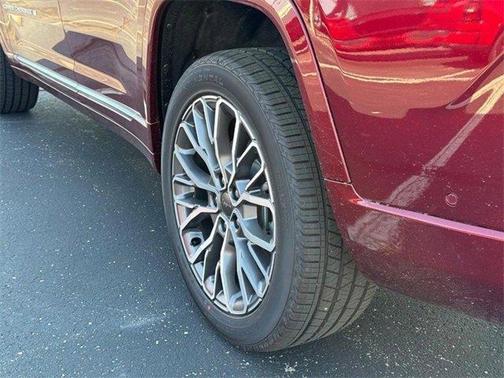 2025 Jeep Grand Cherokee L Summit