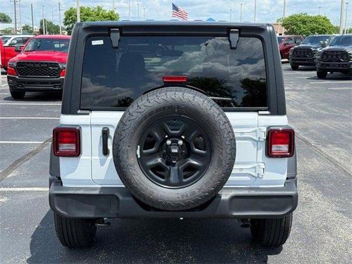 2025 Jeep Wrangler Sport