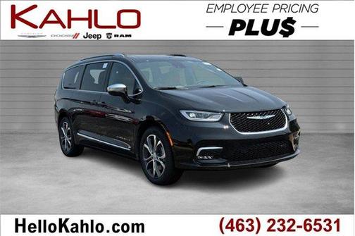 2025 Chrysler Pacifica Pinnacle