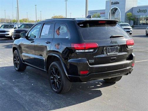 2022 Jeep Grand Cherokee WK Laredo