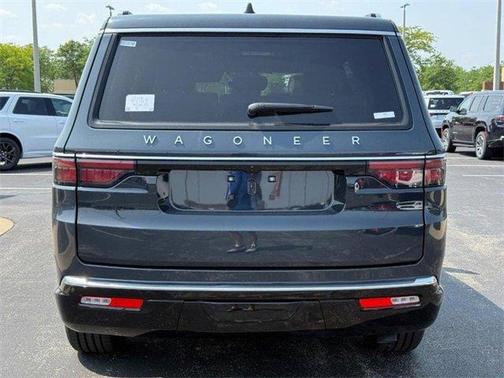 2025 Jeep Wagoneer Base