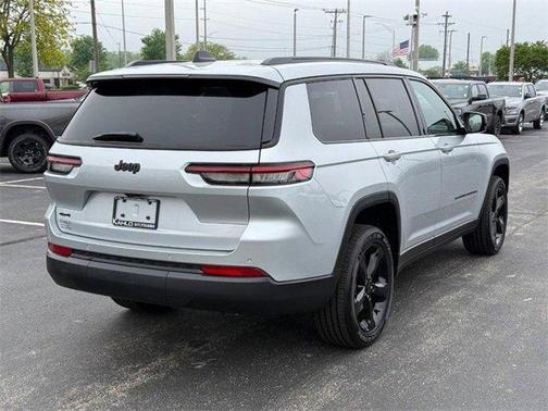 2025 Jeep Grand Cherokee L Laredo