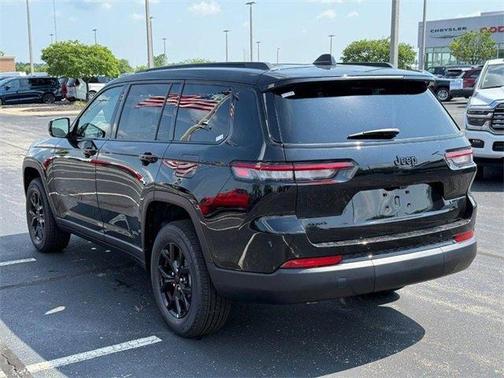 2025 Jeep Grand Cherokee L Laredo