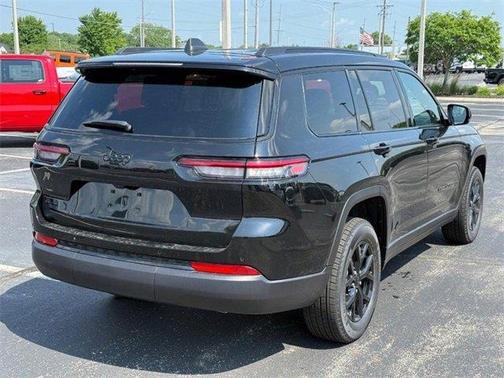 2025 Jeep Grand Cherokee L Laredo
