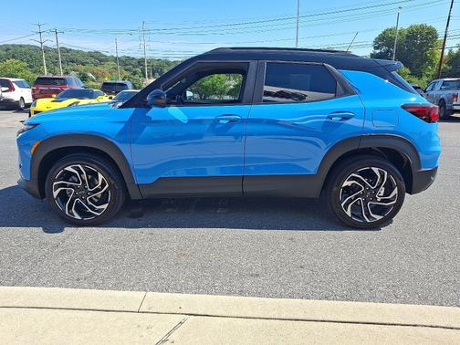 Fountain Blue 2024 Chevrolet Trailblazer RS