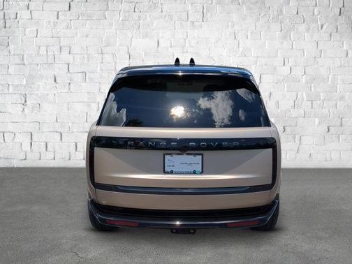2025 Land Rover Range Rover P530 Autobiography