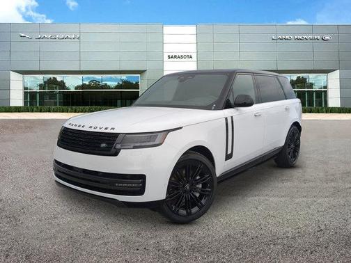 2025 Land Rover Range Rover P530 SE 7 Seat