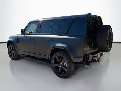 2026 Land Rover Defender X-Dynamic SE