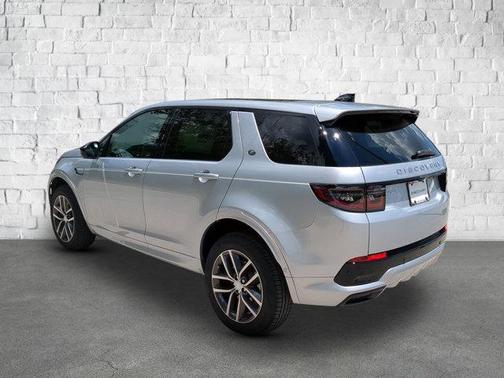 2025 Land Rover Discovery Sport S